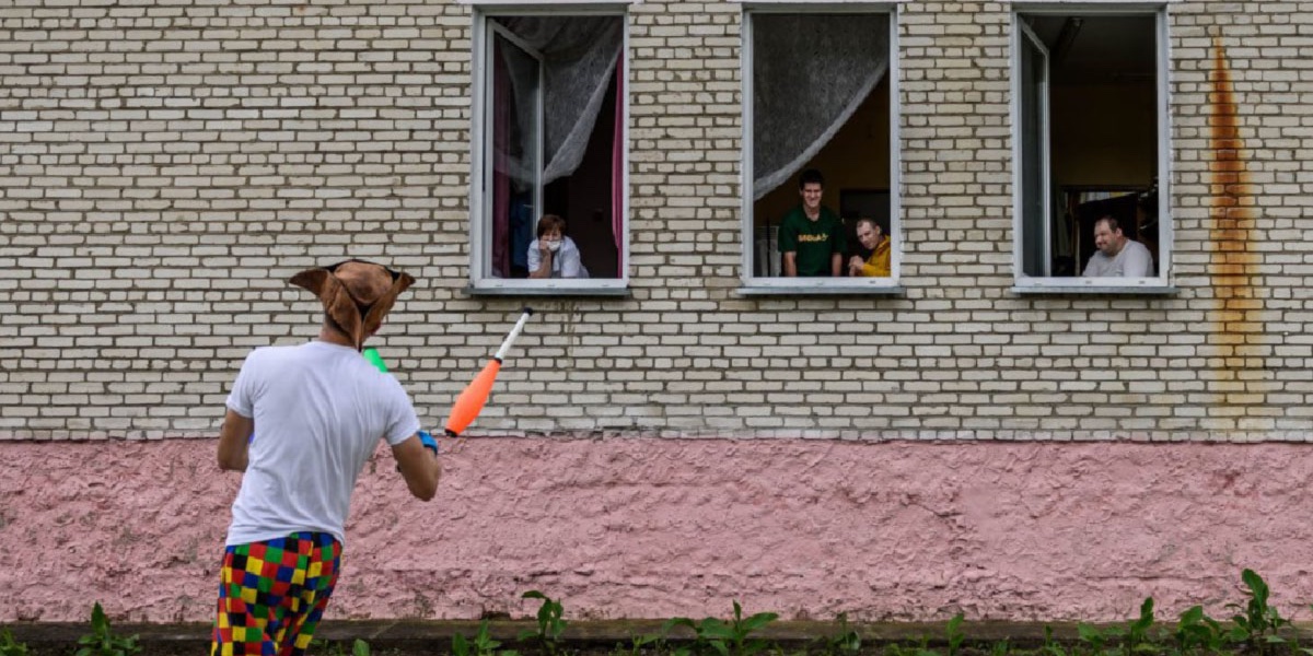 Чем занимались больничные клоуны, пока больницы были закрыты на карантин?