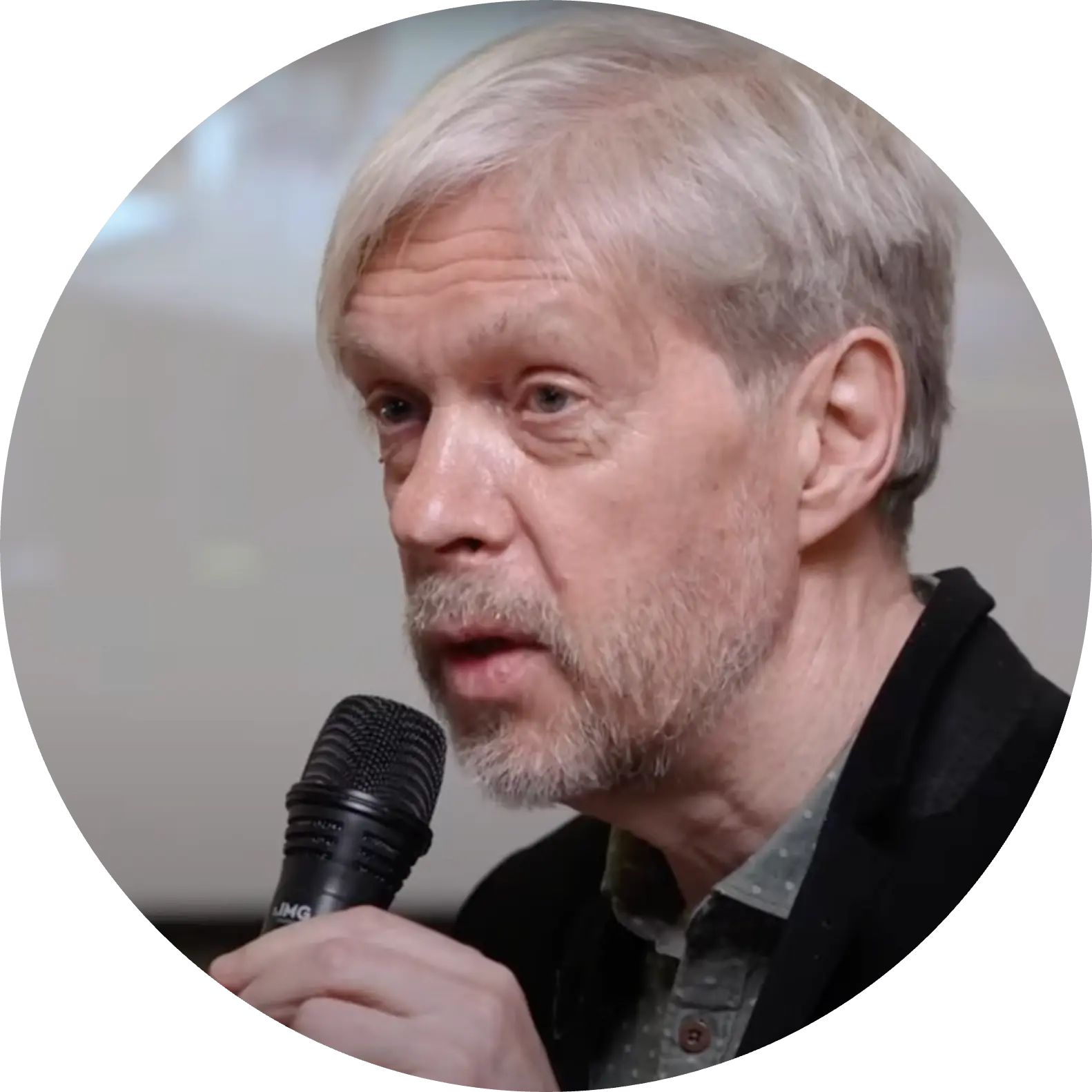 Максим Жбанков